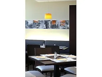 Ibis Innsbruck 3*,  Austria